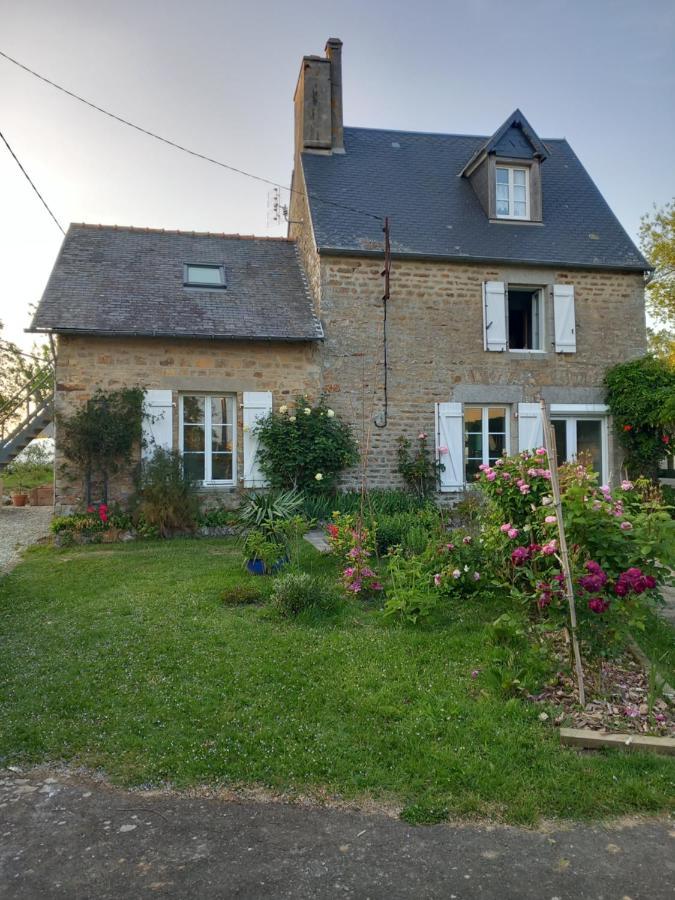 La Chatre Bed & Breakfast Ronthon Exterior photo